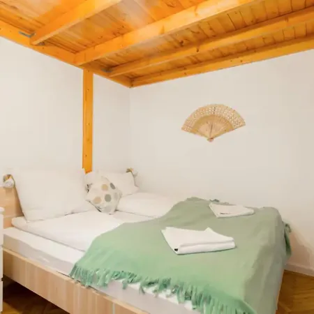 Apartamento Retro Getaway Király Street Heart Of The